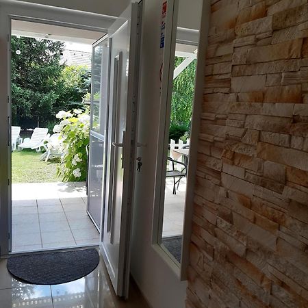Holiday Home Balatonszárszó Exterior foto